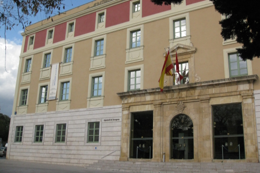 383_Diputació,_antiga_Casa_de_Beneficència